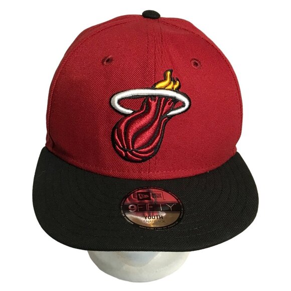 New Era Miami Heat 9Fifty Youth Snapback Cap Embroidered Red & Black NBA - Picture 1 of 9
